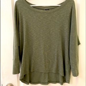 CYNTHIA ROWLEY Olive Crew Neck T shirt with Dolman sleeves
